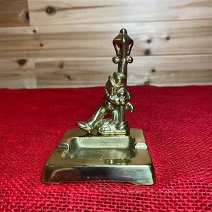 Vintage Die Cast Drunk Man On Lamp Post